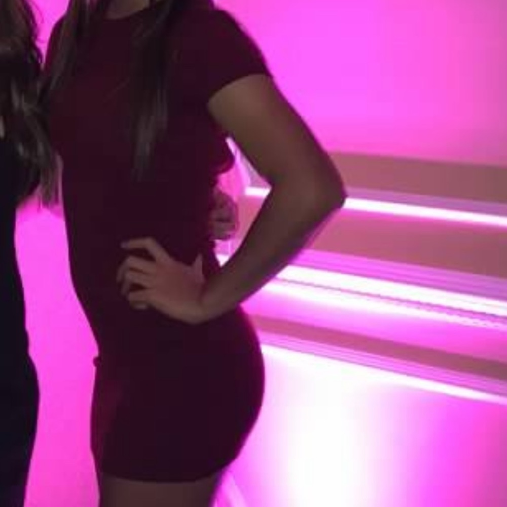 Body con short sleeve dress